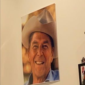 Meet your Posher, Colin